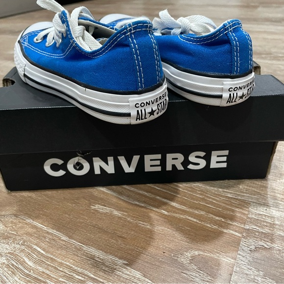 Converse - Picture 1 of 6